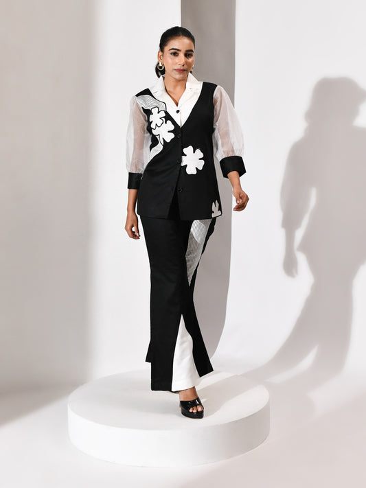 BLACK & BLOOM